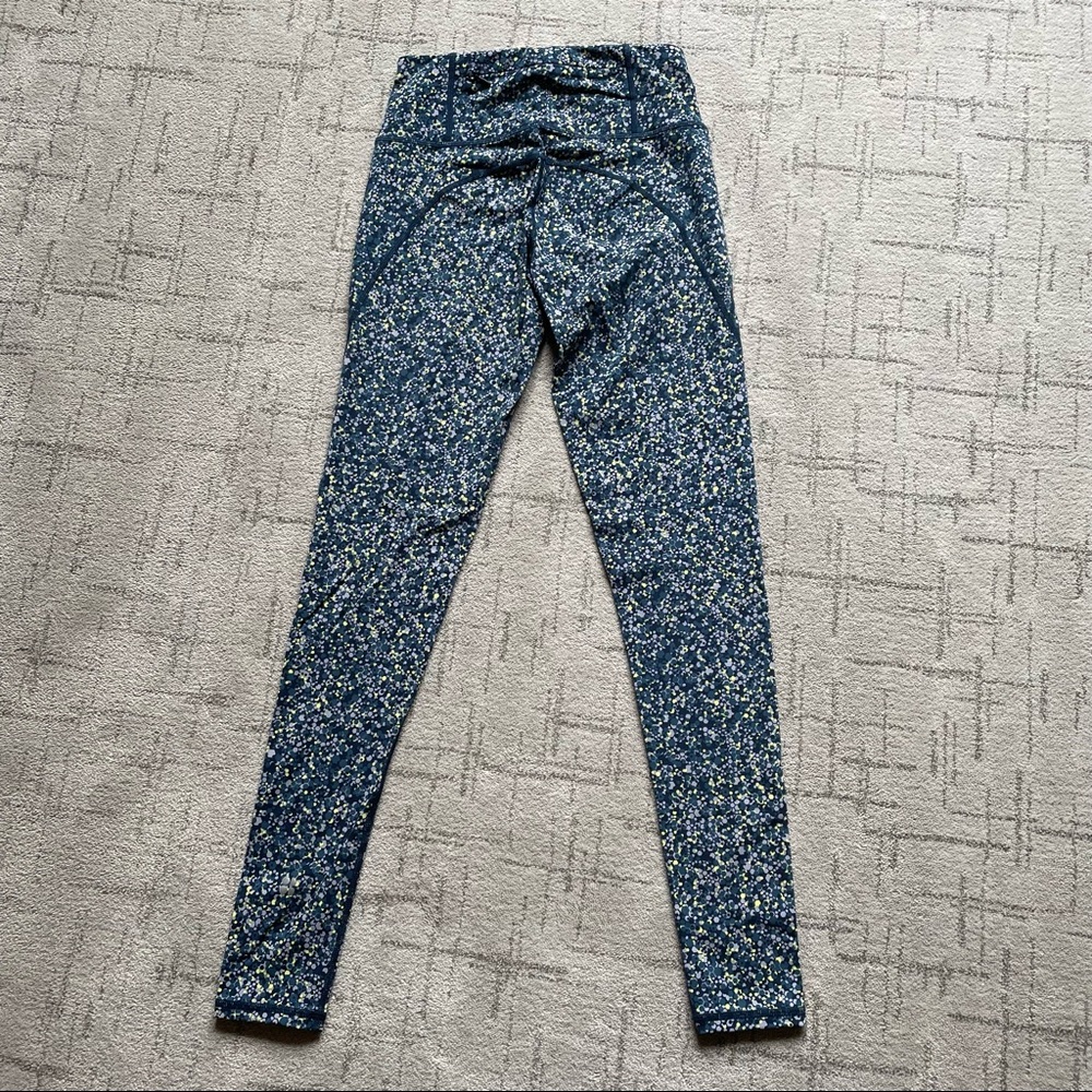Sweaty Betty Power Workout Leggings, Beetle Blue Hexagon Print, XXS - Picture 4 of 11